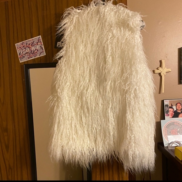 Vest - Picture 2 of 2